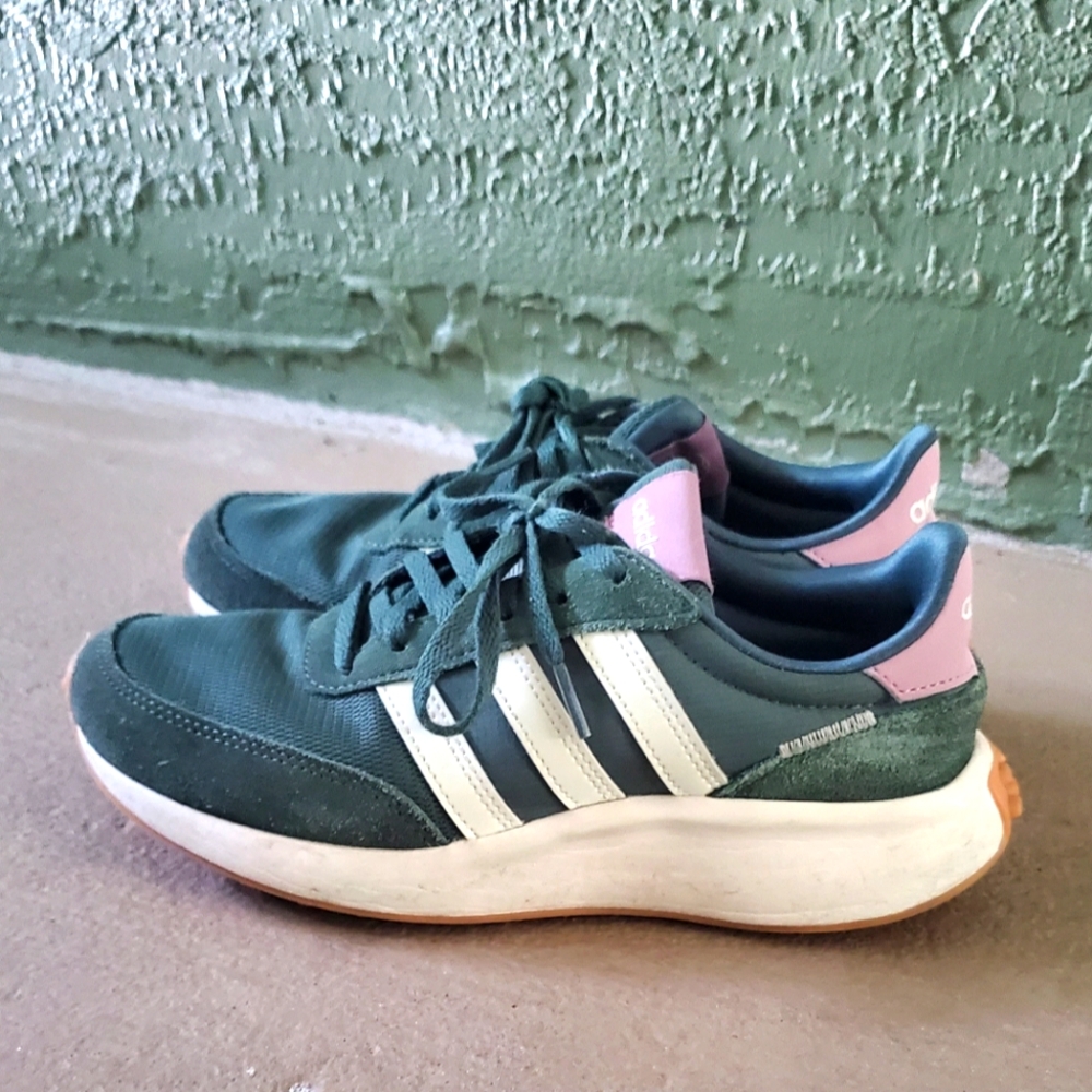 Adidas 70s sneakers